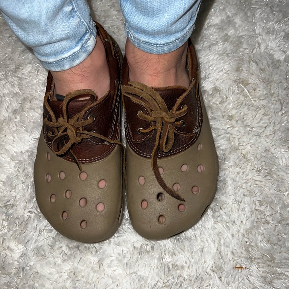 Crocs Brown Leather Islander Pitcrew Sport Boat - Picture 2 of 8